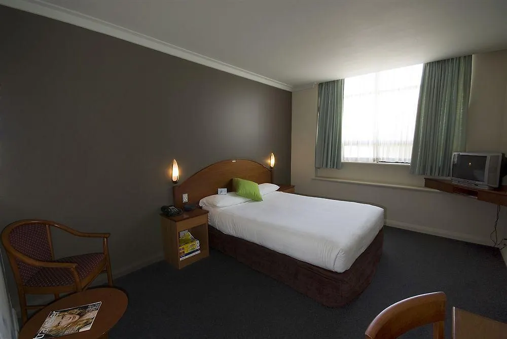 Great Southern Hotel Perth 4*,