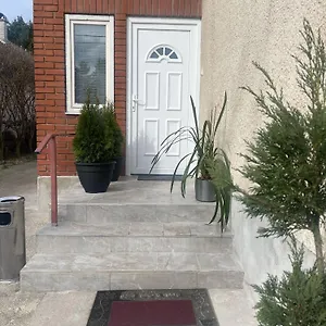 Airport17 Bed & Breakfast